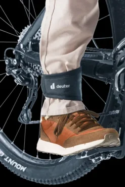 Deuter Pants Protector black Fashion