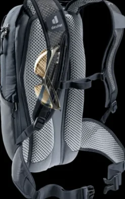 Deuter Race 8 black Clearance